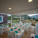 Blue Time Boutique * Μαρμαρίς