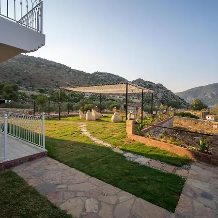 Blue Time Boutique *